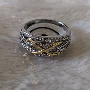 🎀Free Gift🎀 Silver & Gold Infinity Ring (New)